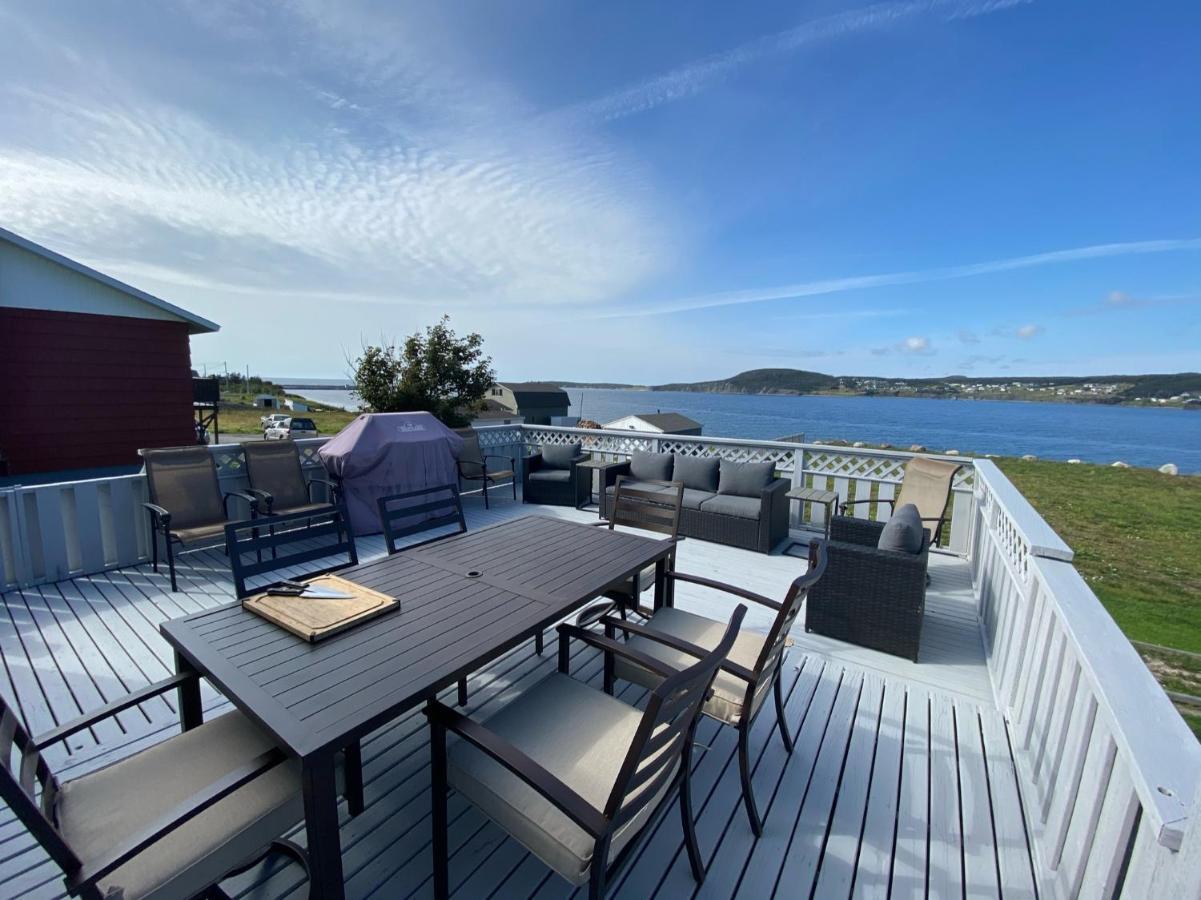 Rocky Harbour Oceanfront Villa Eksteriør bilde