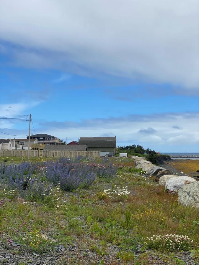 Rocky Harbour Oceanfront Villa Eksteriør bilde